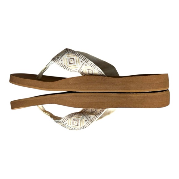 REEF Spring Woven Women's vintage white Sandals Arch Support NWOT flip flop | 10 - Picture 6 of 11